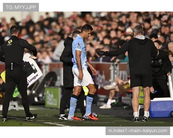 瓜迪奥拉谈罗德里批评裁判风波 简短回应称情况不清楚